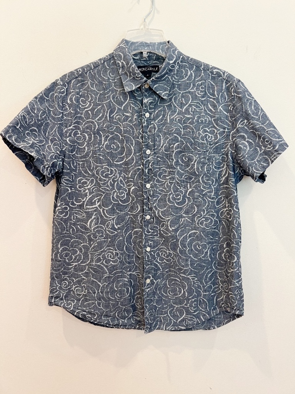 J Crew Shirt Mens Medium Floral Cotton Chambray Short Sleeve Button Up Casual